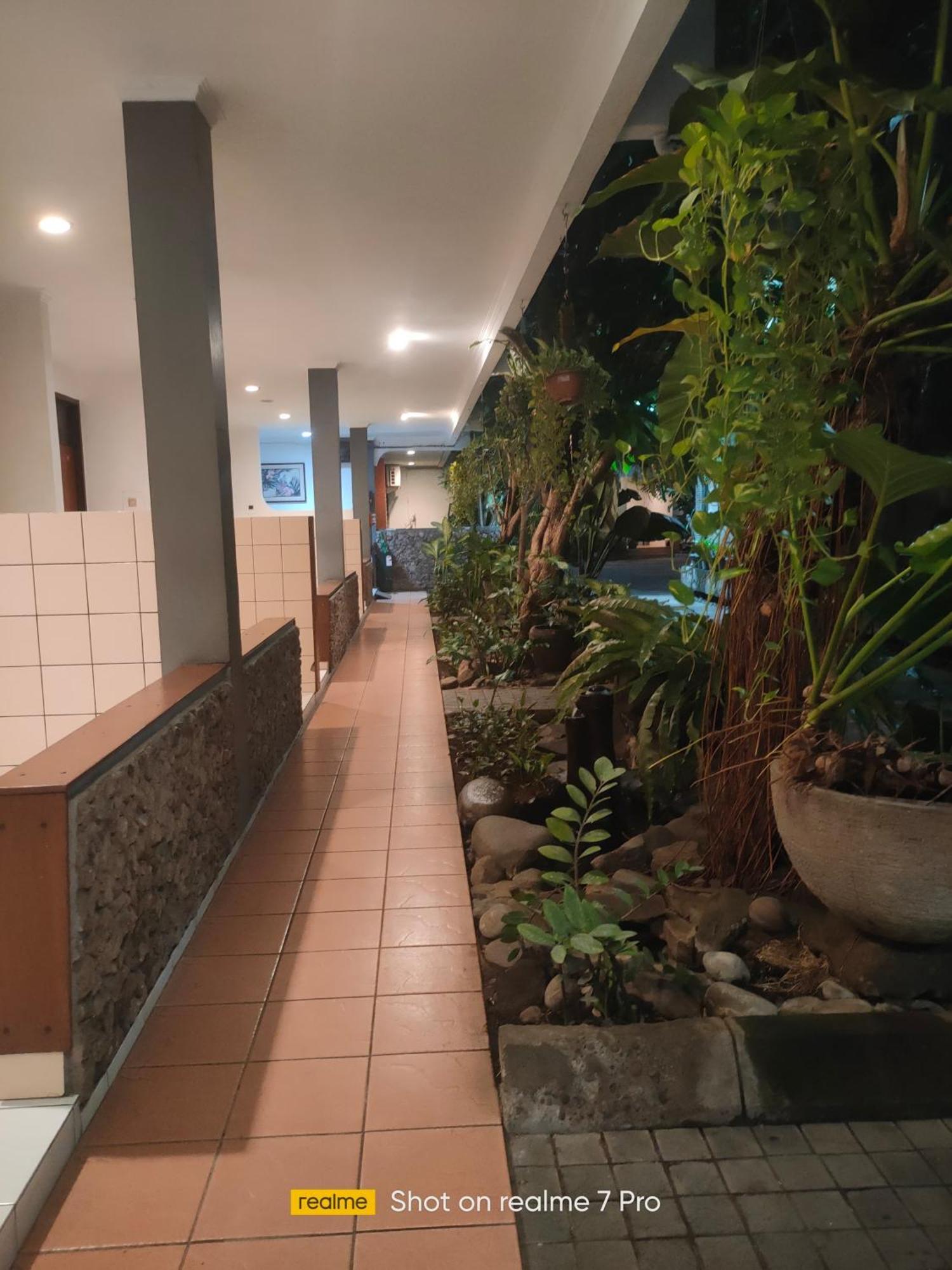 סלמן Hotel Aneka Baru מראה חיצוני תמונה